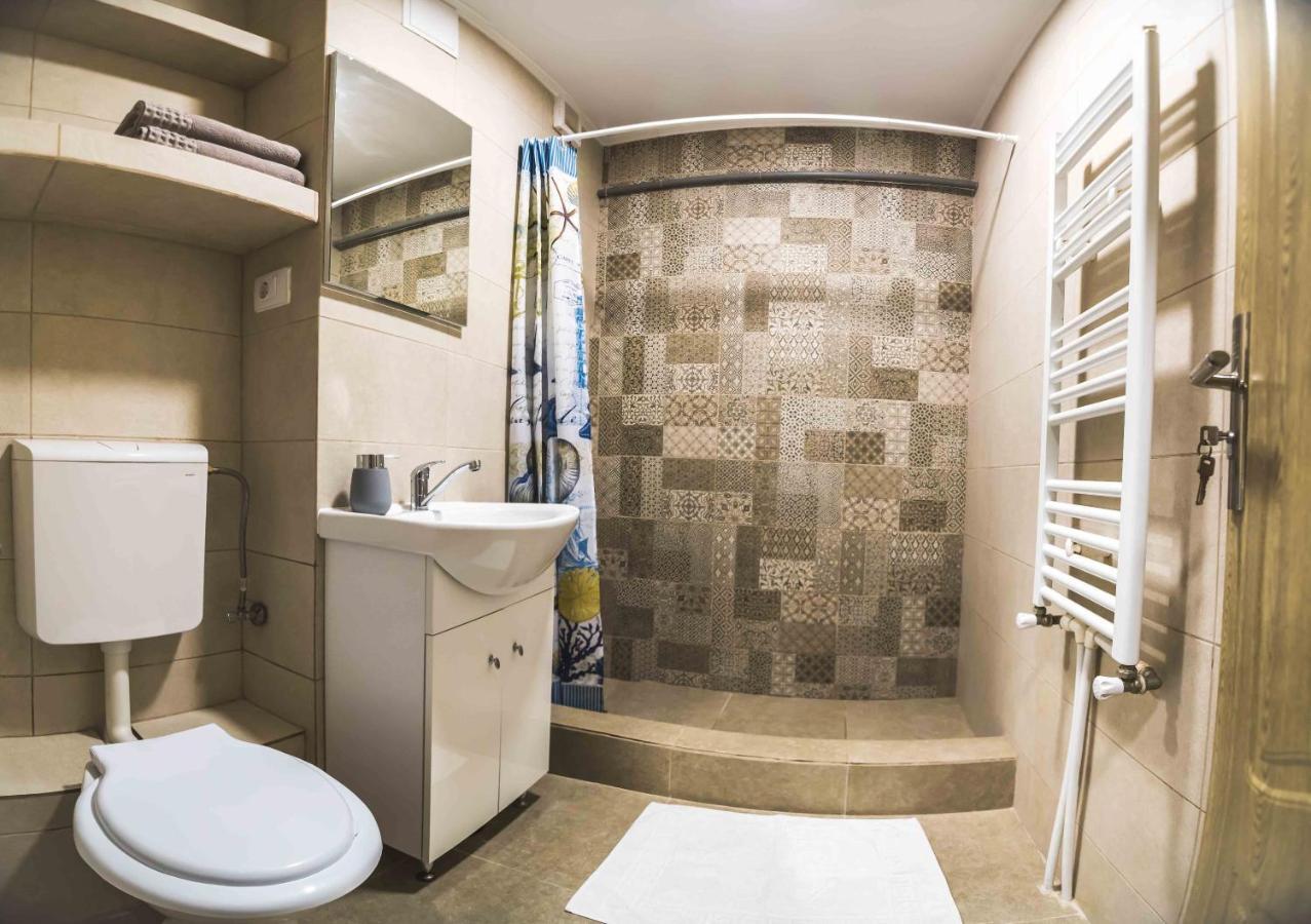 Holiday Apartments Галац Екстер'єр фото