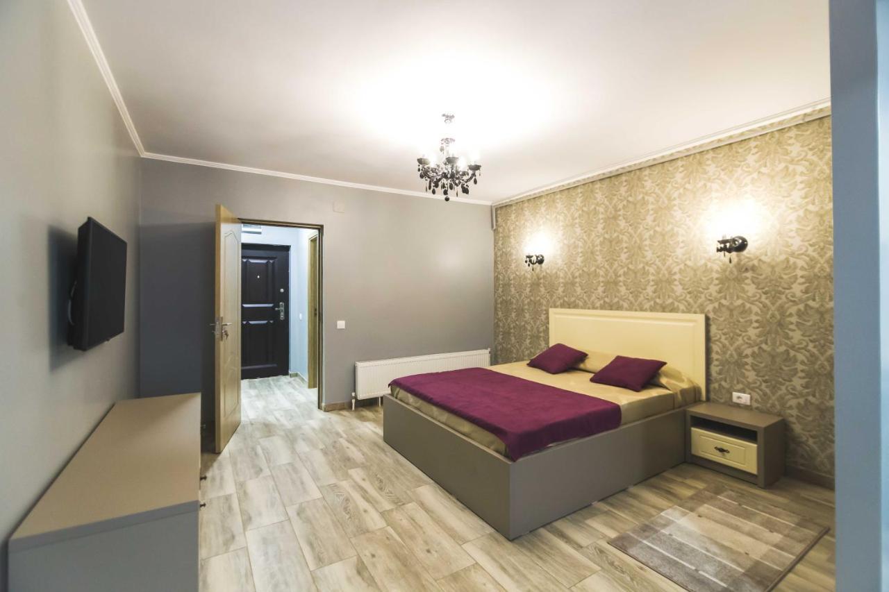 Holiday Apartments Галац Екстер'єр фото